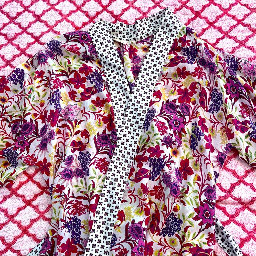 ANTHROPOLOGIE Floral Kimono Robe - XS/S